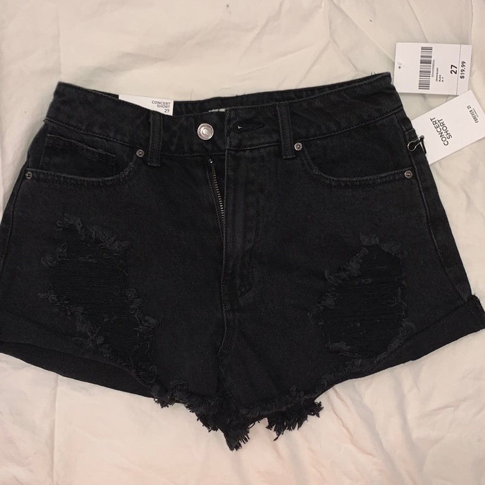 distressed black shorts
